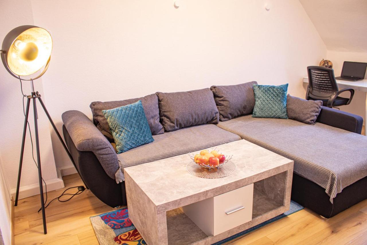 Ferienwohnung Bis 5 Personen, Parkplatz, Arbeitsplatz Solingen Exterior foto